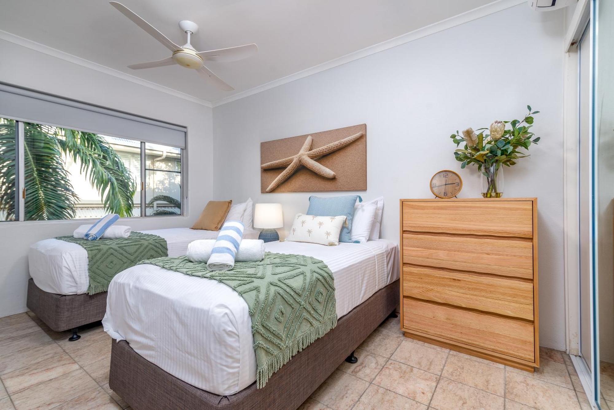 Driftwood Mantaray - Official Onsite Reception And Check In Aparthotel Port Douglas Bagian luar foto