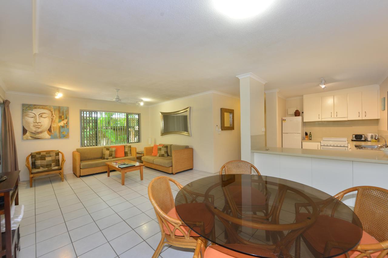 Driftwood Mantaray - Official Onsite Reception And Check In Aparthotel Port Douglas Bagian luar foto